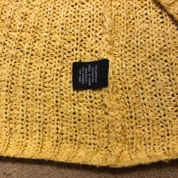 Moon & Madison Crocheted Yellow Summery Festival Sleeveless Lightweight Crop Top - Picture 5 of 5